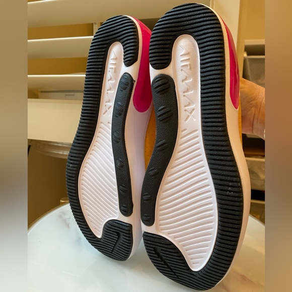 Nike Air Max DIA White Pollen Rose CJ0636-100 Running Shoes Sneakers Size 8 NWT - Picture 13 of 13